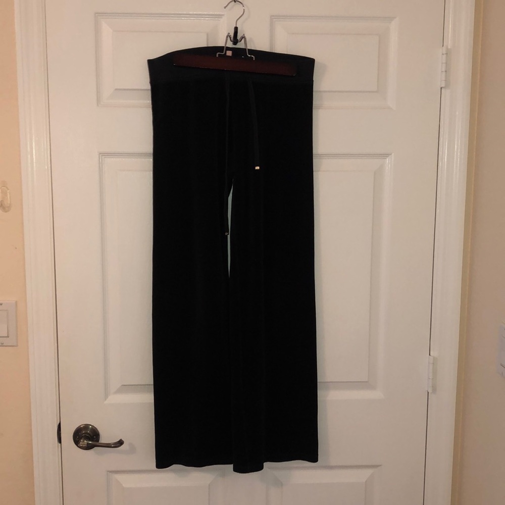 EUC Juicy Couture Black velour sweat pants
